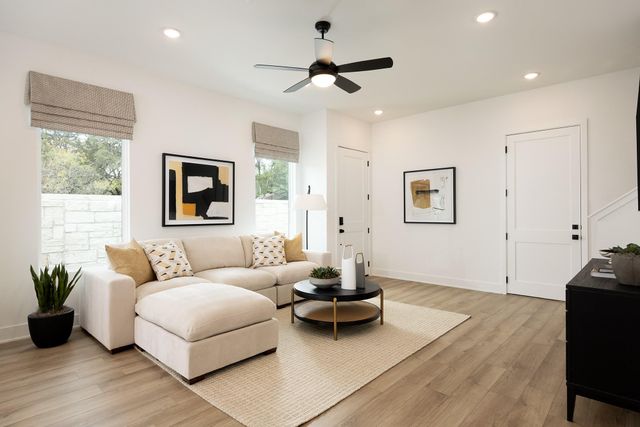 8006 Bird Song CIR, Austin, TX 78745
