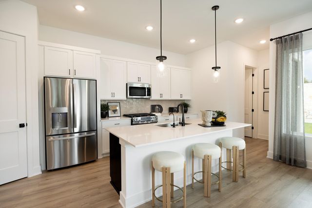 8006 Bird Song CIR, Austin, TX 78745