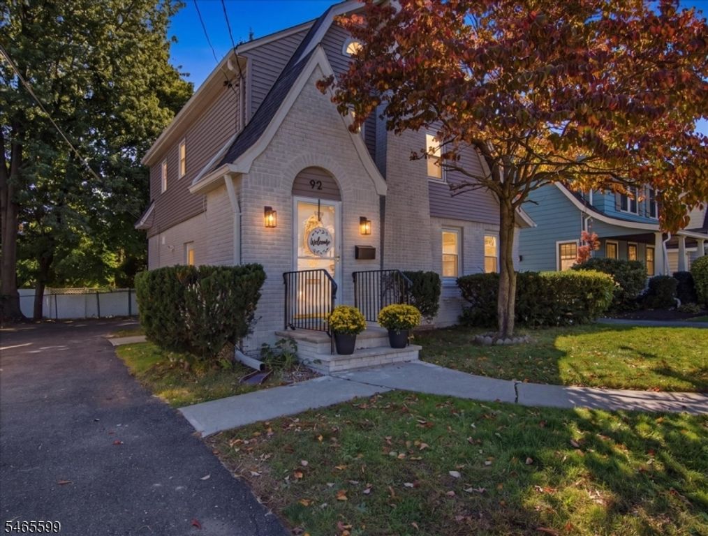 92 Mountain Ave, Bloomfield Twp., NJ 07003 — exterior