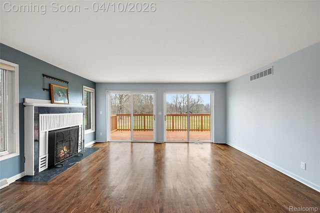 3105 Hickory Ridge Drive, Brandon Charter Township, MI 48462