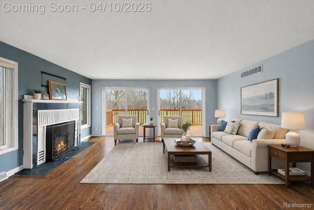 3105 Hickory Ridge Drive, Brandon Charter Township, MI 48462