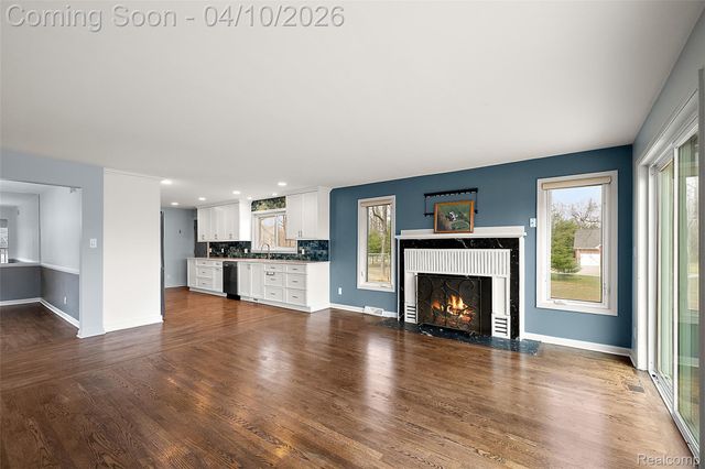 3105 Hickory Ridge Drive, Brandon Charter Township, MI 48462