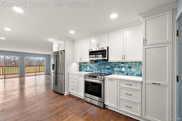 3105 Hickory Ridge Drive, Brandon Charter Township, MI 48462
