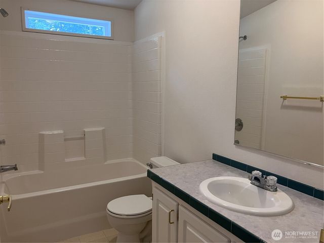 20 W Bridlewood Court, Shelton, WA 98584