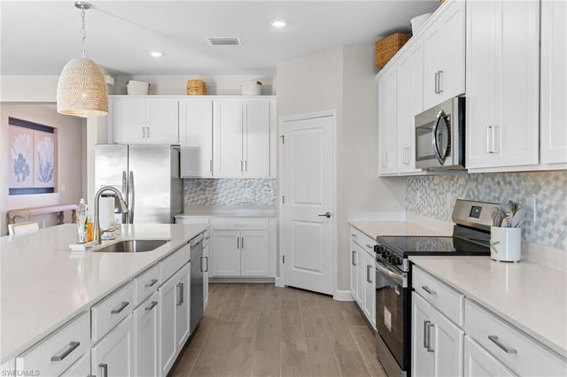 10575 Timber Creek DR, Fort Myers, FL 33913