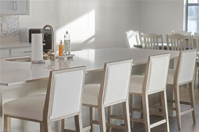 10575 Timber Creek DR, Fort Myers, FL 33913