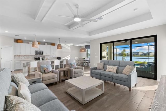 10575 Timber Creek DR, Fort Myers, FL 33913