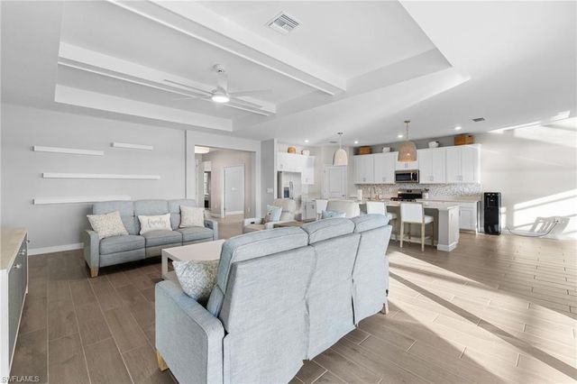 10575 Timber Creek DR, Fort Myers, FL 33913