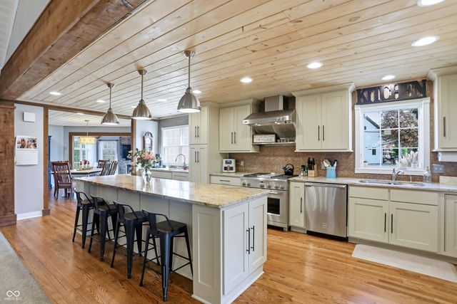 4316 W Whiteland Road, Bargersville, IN 46106