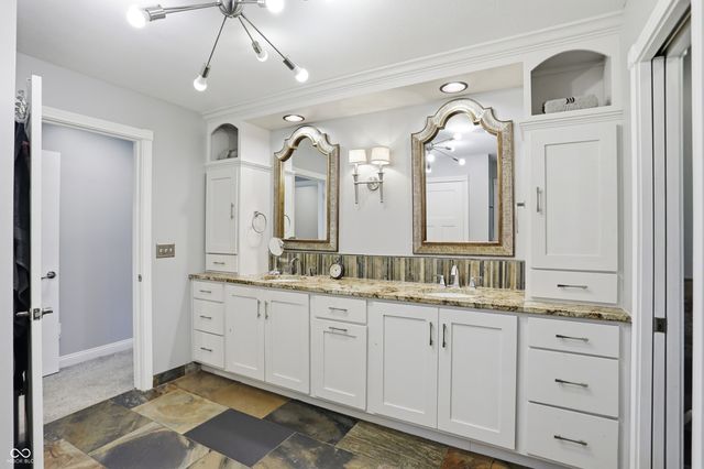 4316 W Whiteland Road, Bargersville, IN 46106