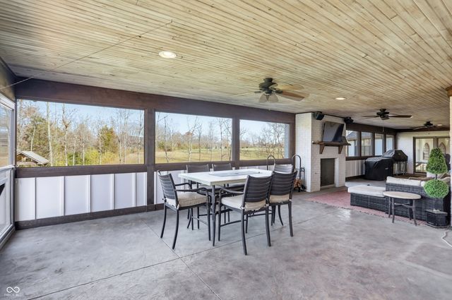 4316 W Whiteland Road, Bargersville, IN 46106