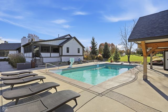 4316 W Whiteland Road, Bargersville, IN 46106