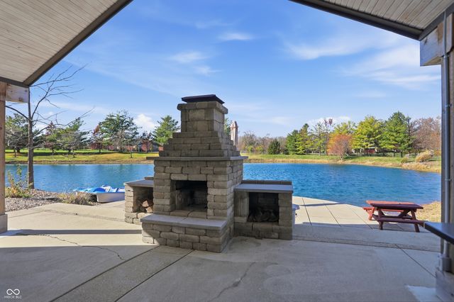 4316 W Whiteland Road, Bargersville, IN 46106