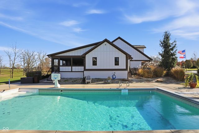 4316 W Whiteland Road, Bargersville, IN 46106