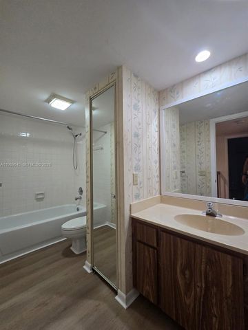 629 6th Way, West Palm Beach, FL 33407