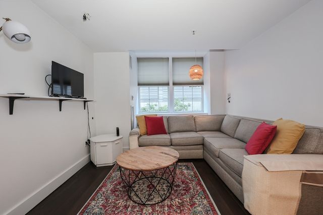 200 Market St 3010, Lowell, MA 01852