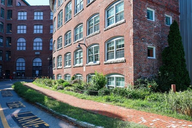 200 Market St 3010, Lowell, MA 01852