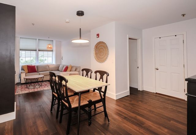 200 Market St 3010, Lowell, MA 01852
