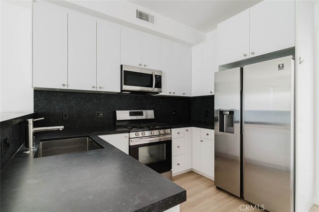 536 E San Jose Avenue, Burbank, CA 91501