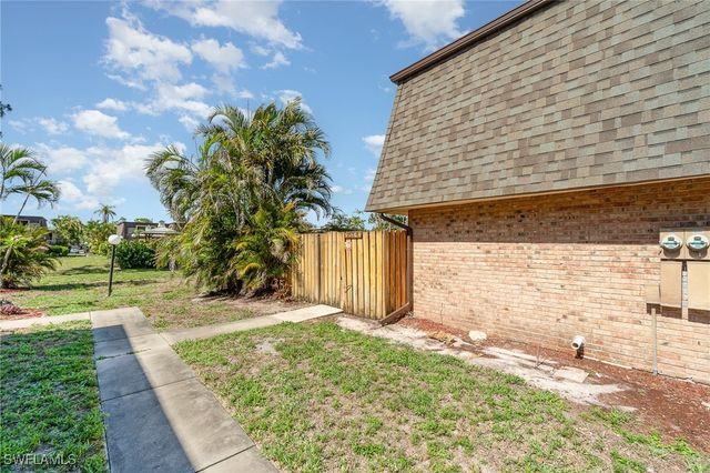 5606 Malt DR 2, Fort Myers, FL 33907