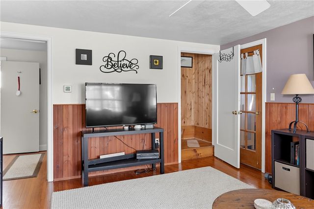 912 South Pine Street, Horseheads, NY 14845