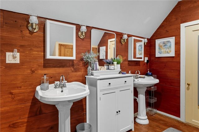 912 South Pine Street, Horseheads, NY 14845