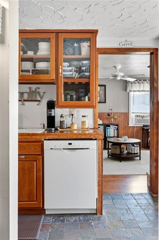 912 South Pine Street, Horseheads, NY 14845