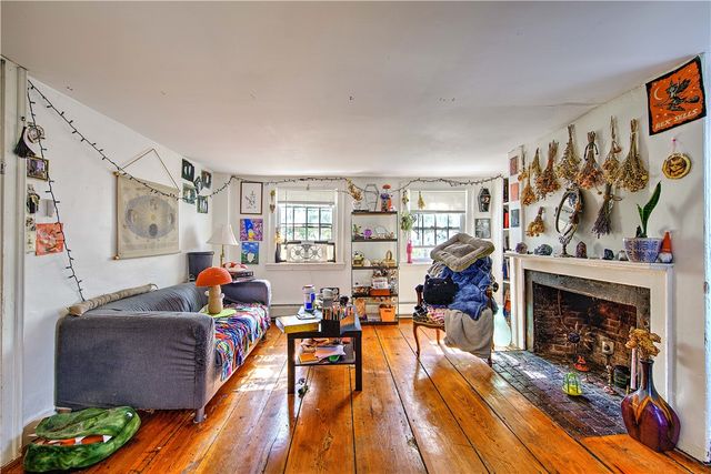 84 Transit Street, Providence, RI 02906