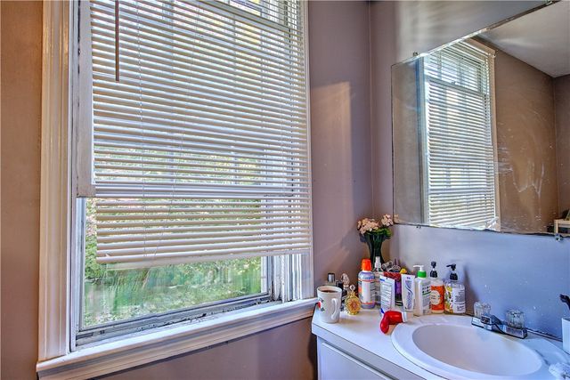 84 Transit Street, Providence, RI 02906