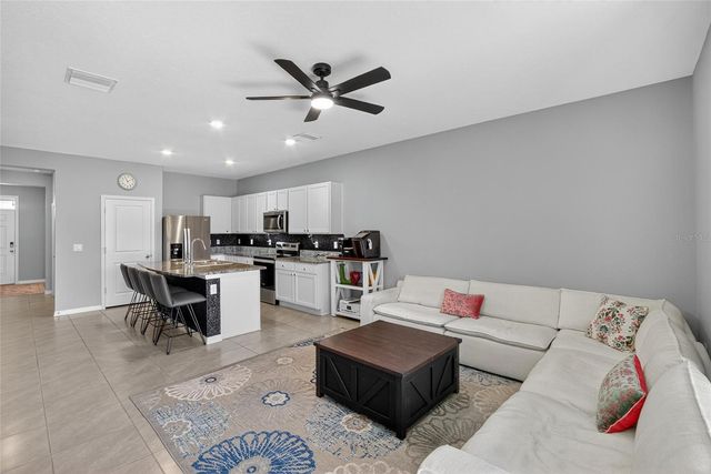 5055 CAPTAIN DAVIS DRIVE, Wimauma, FL 33598