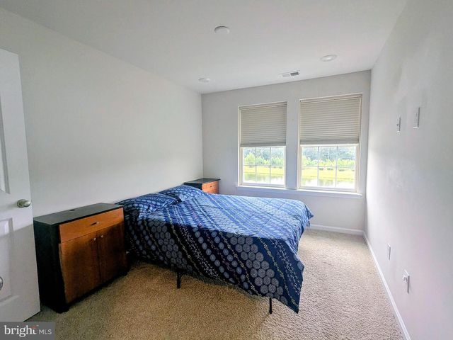 21 TURIN WAY, Mount Laurel, NJ 08054