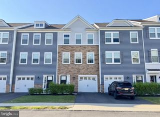 21 TURIN WAY, Mount Laurel, NJ 08054