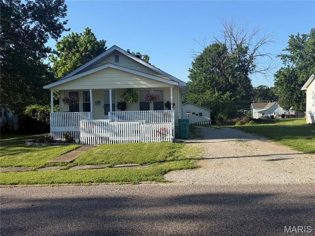 320 Pine Street, Sullivan, MO 63080