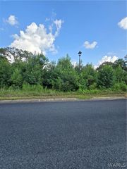 11696 Elam, Northport, AL 35475
