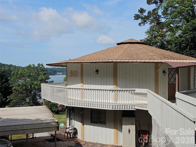 500 Steel Bridge Loop, Hickory, NC 28601