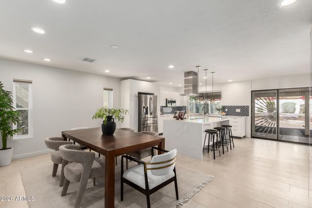 6748 E PARADISE Lane, Scottsdale, AZ 85254