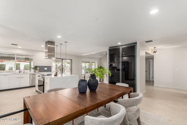 6748 E PARADISE Lane, Scottsdale, AZ 85254