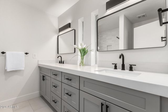 6748 E PARADISE Lane, Scottsdale, AZ 85254