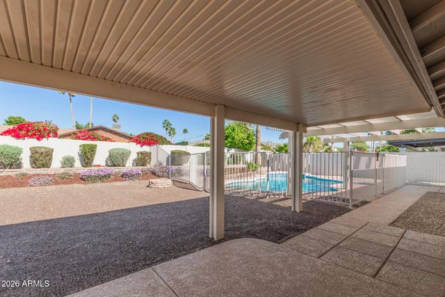 6748 E PARADISE Lane, Scottsdale, AZ 85254