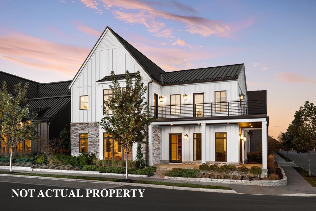 2380 Quarry Trails Drive, Columbus, OH 43228