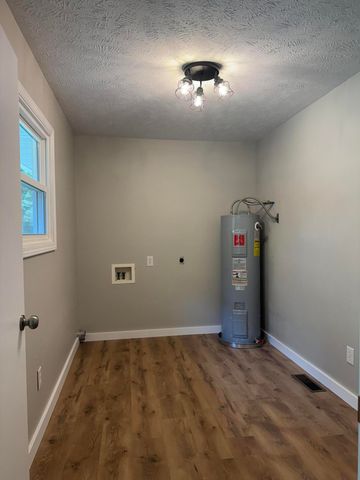 11785 Co Road 76-211, Ava, MO 65608