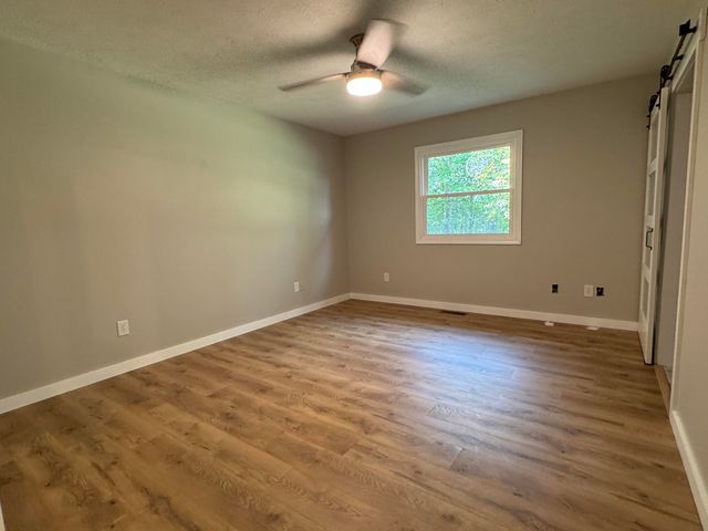 11785 Co Road 76-211, Ava, MO 65608