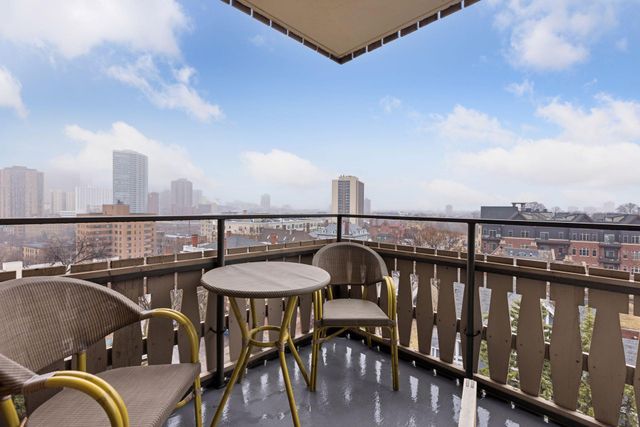 400 Groveland Avenue 914, Minneapolis, MN 55403