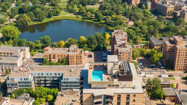 400 Groveland Avenue 914, Minneapolis, MN 55403