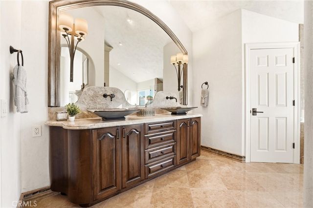 15 Nice, Laguna Niguel, CA 92677