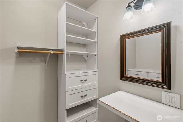 9656 Sandy Isle Lane NW, Silverdale, WA 98383