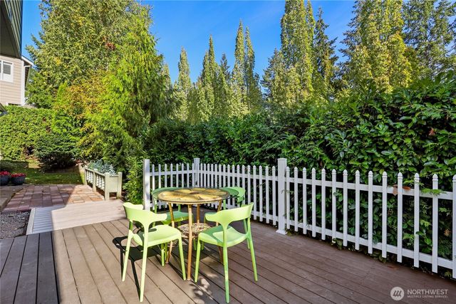 9656 Sandy Isle Lane NW, Silverdale, WA 98383