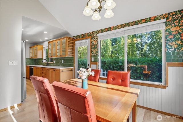 9656 Sandy Isle Lane NW, Silverdale, WA 98383