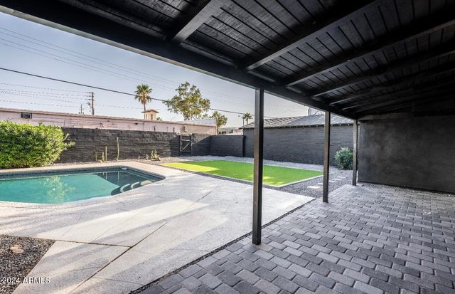 1731 E VERDE Lane, Phoenix, AZ 85016