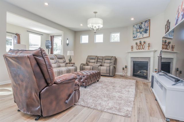 6759 Sable Point Drive, Brownsburg, IN 46112
